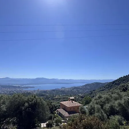 Les Barraques Maison 3 Avec Piscine Vue Casa vacanze